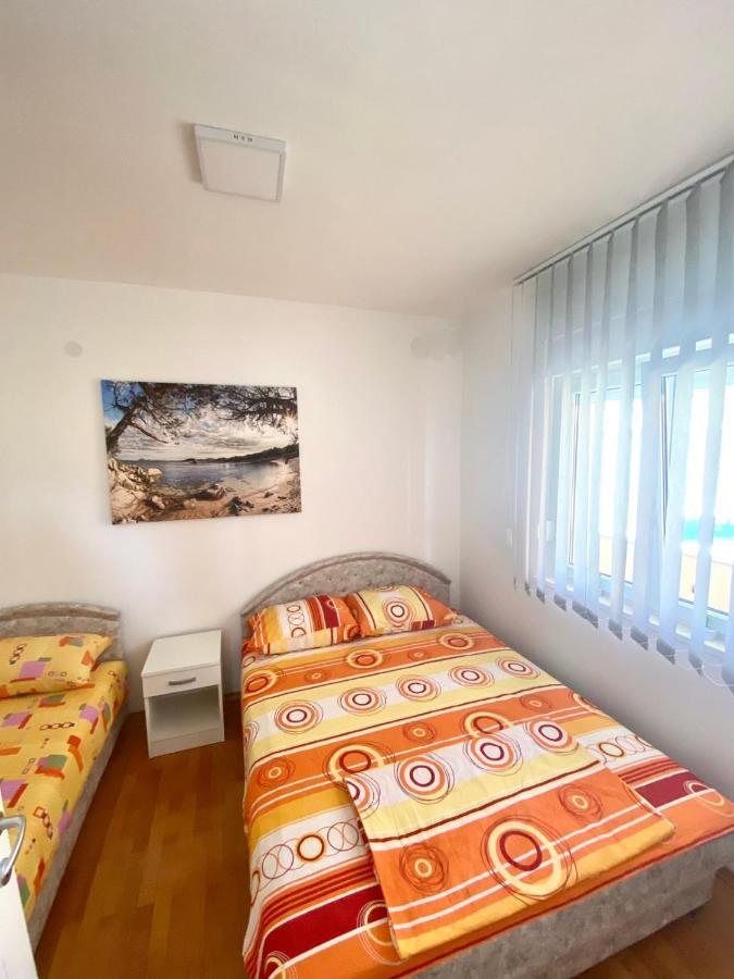 Jovana -- Porodicni Apartmani Igalo Χέρτσεγκ Νόβι Εξωτερικό φωτογραφία
