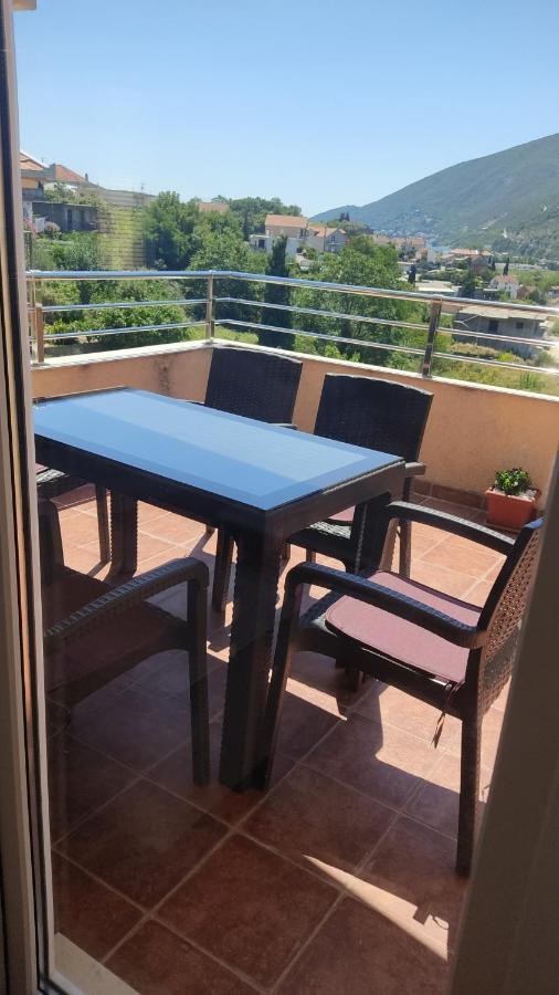 Jovana -- Porodicni Apartmani Igalo Χέρτσεγκ Νόβι Εξωτερικό φωτογραφία
