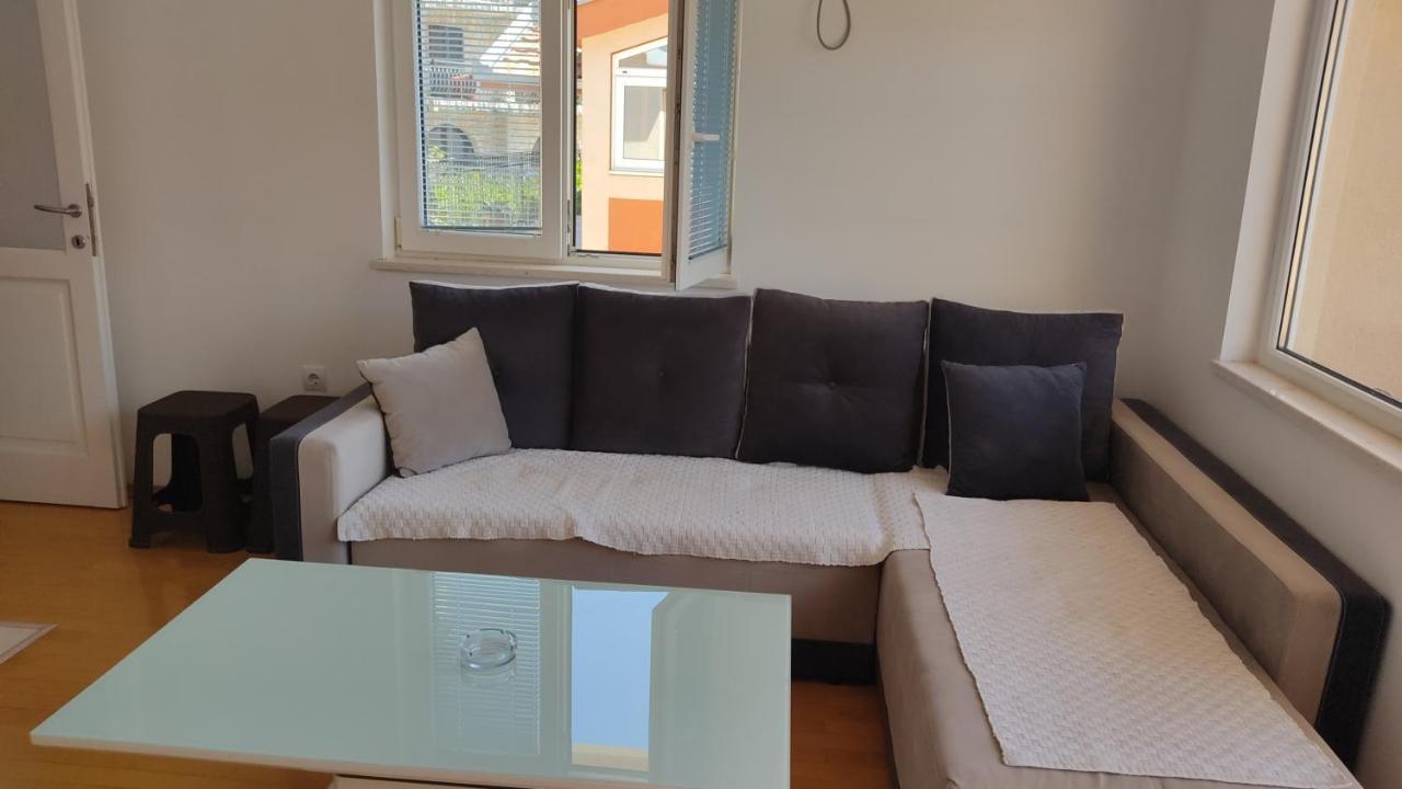 Jovana -- Porodicni Apartmani Igalo Χέρτσεγκ Νόβι Εξωτερικό φωτογραφία