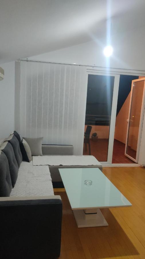 Jovana -- Porodicni Apartmani Igalo Χέρτσεγκ Νόβι Εξωτερικό φωτογραφία